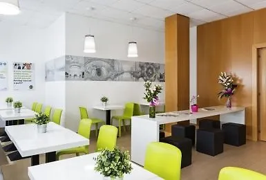 B&B Hotel Ravenna Otel 3*